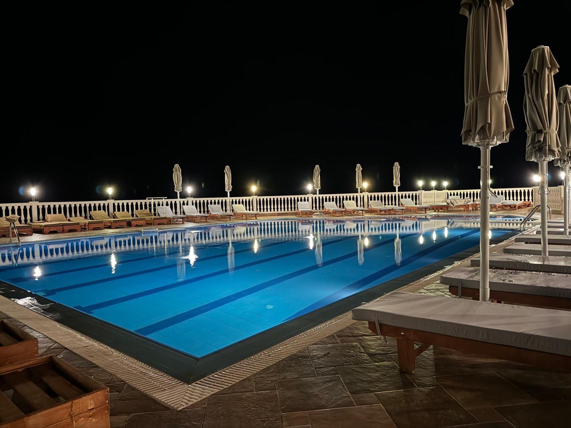 Nuna Hotel Radhimë Exteriör bild