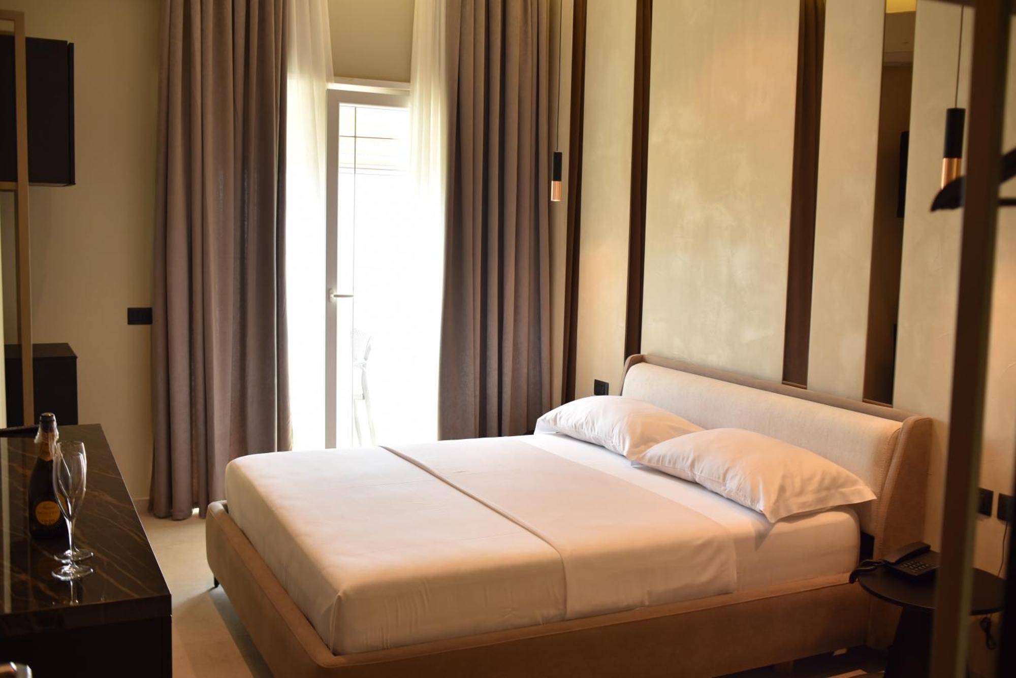 Nuna Hotel Radhimë Rum bild